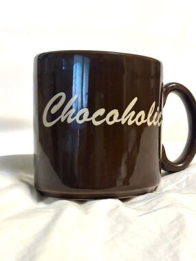 Vintage Chocoholic Mug